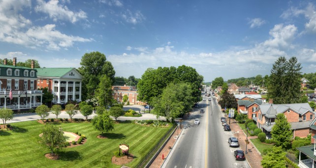 Main Street in Abingdon, VA