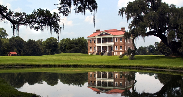 Drayton-Hall-across-the-pond-photo-by-Wade-Lawrence-642px-by-342-px