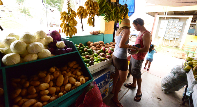 Belizean cuisine emphasizes fresh flavors and many local ingredients, courtesy Belize Tourism Board