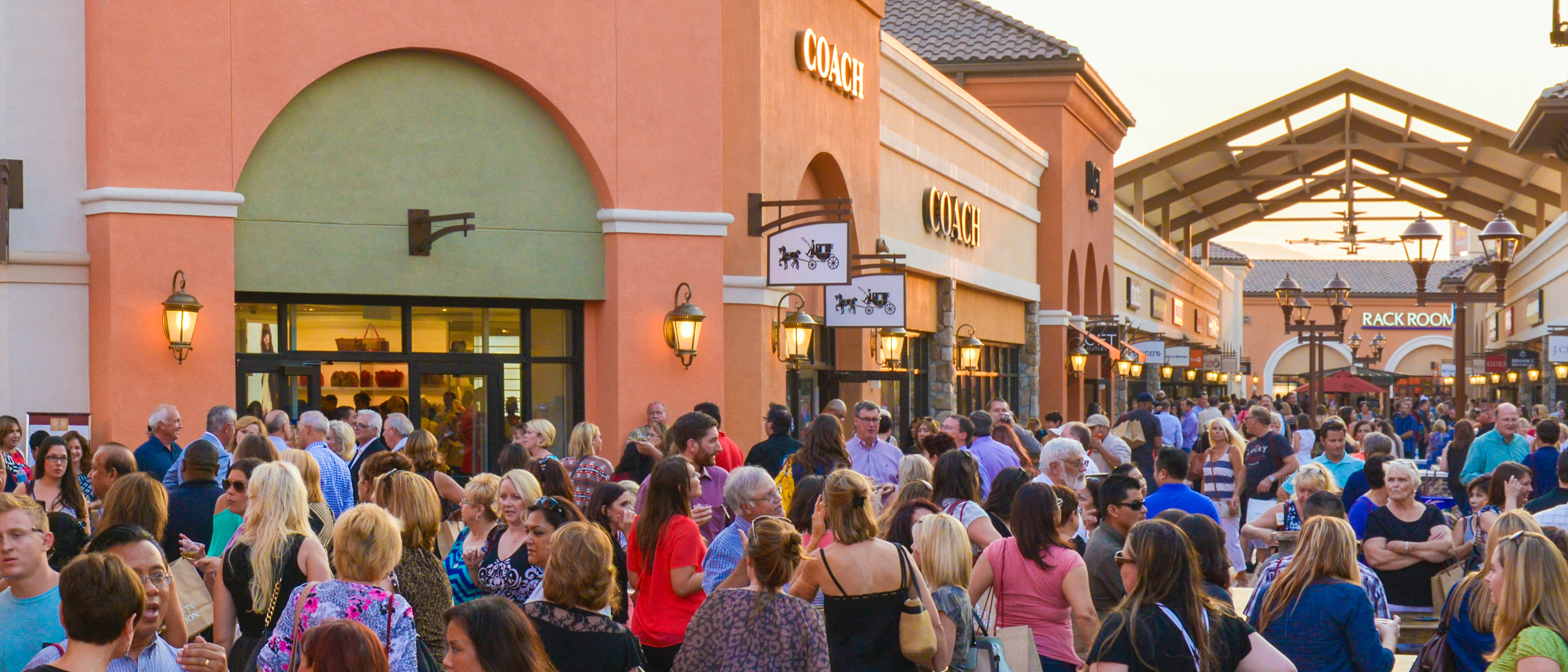 Outlets at Tejon expected to bring in big numbers