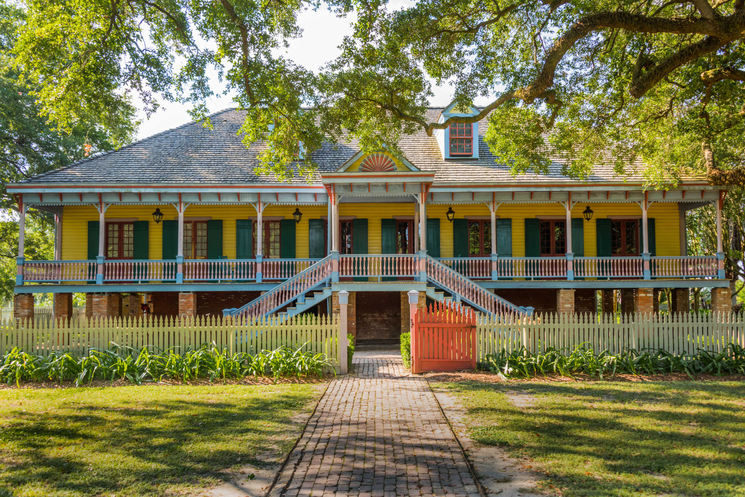 Discover Laura Plantation: Louisiana’s Creole Heritage Site