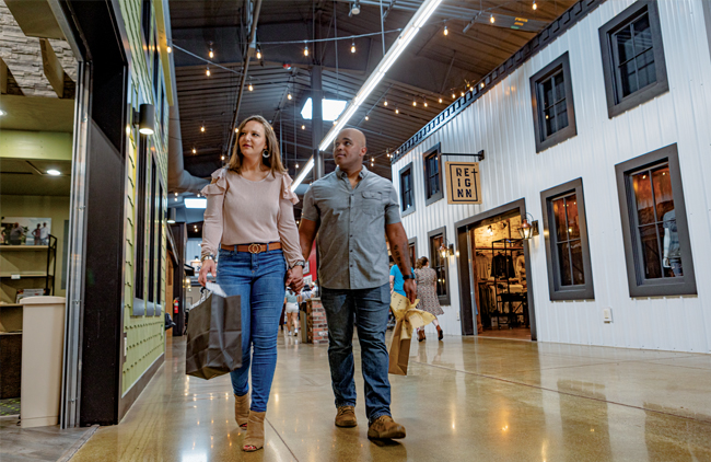 50+ indoor shops are open year-round in the Hartville MarketPlace along with Sarah's Grill and Coffee Mill.