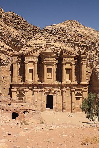 petra 3